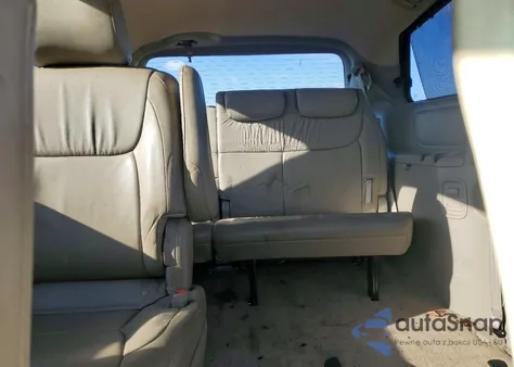 2008 Toyota Sienna Xle z USA, uszkodzony, nr VIN 5TDZK22C18S201368